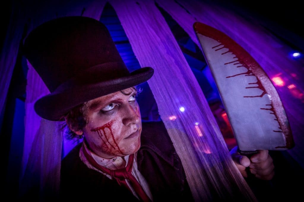 Howl-O-Scream shows, Howl-O-Scream attractions, Howl-O-Scream experiences